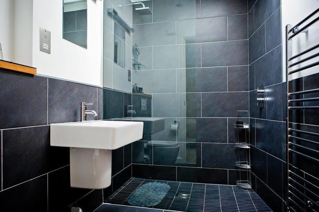 The Cedars Hotel Bathford Екстериор снимка